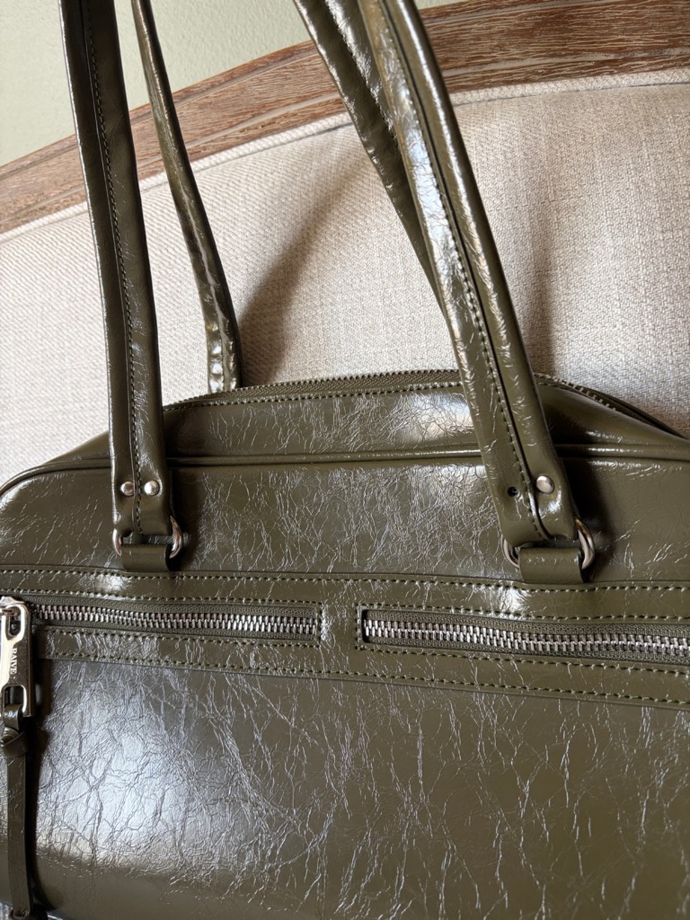 Raive Olive Green Leather Molly Shoulder Bag - Classic Tote - Picture 4 of 13